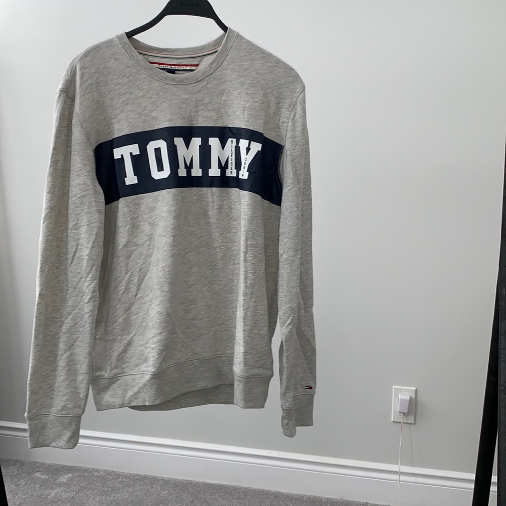 MEN (crewneck)